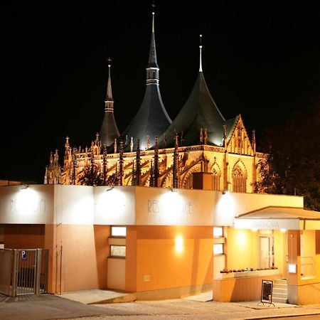 Penzion A Restaurant Barbora Kutná Hora Zewnętrze zdjęcie