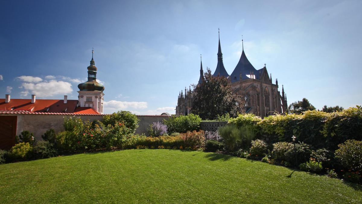Penzion A Restaurant Barbora Kutná Hora Zewnętrze zdjęcie